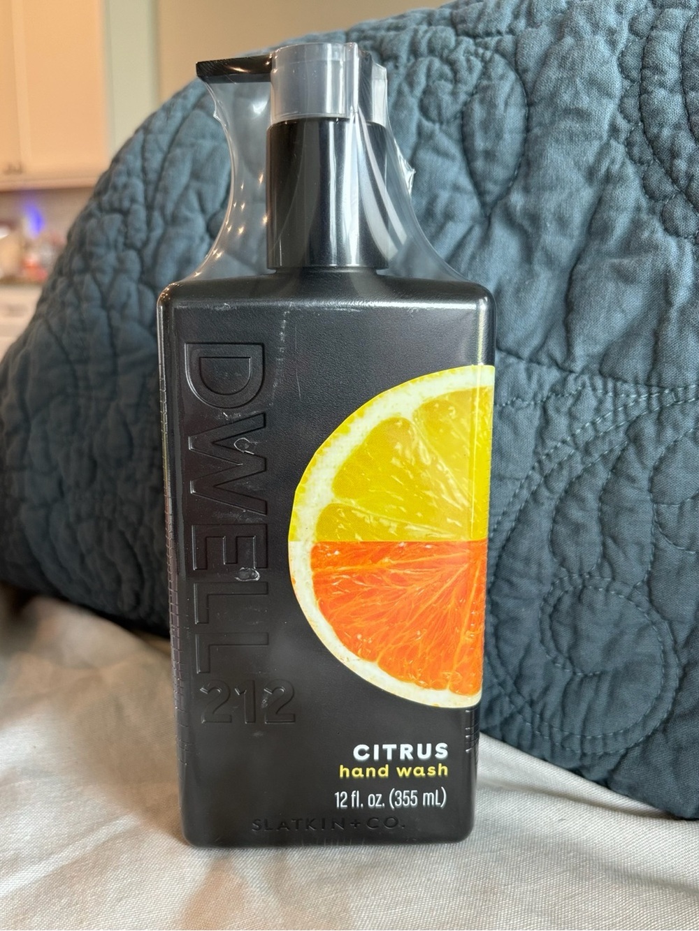 Slatkin + Co DWELL 212 Citrus Hand Wash 12 oz Vegan Cruelty Free NEW